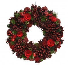 Wreath pinecone berries