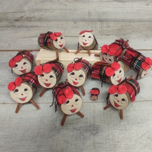 Tió o Tiona de Nadal valents 2,5x6cm