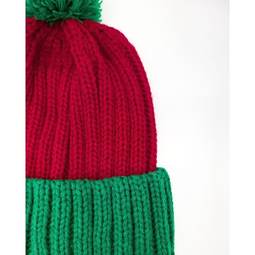 Santa beanie - Red w. green brim