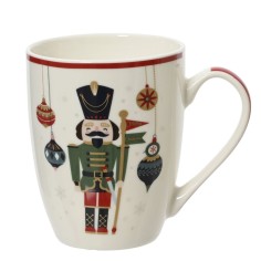 Taza de Porcelana con Cascanueces
