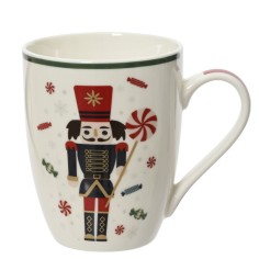 Taza de Porcelana con Cascanueces