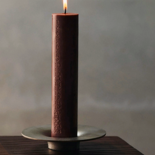 Vela de Adviento en Rojo Vino